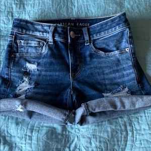 AE Mid-Rise Midi Shorts